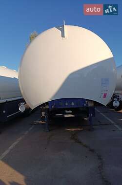 Цистерна полуприцеп Schrader Z-STA 24 2005 в 