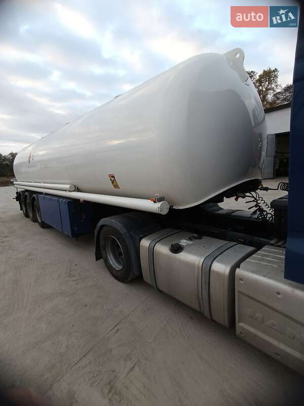 Цистерна напівпричіп Schrader Z-STA 24 2011 в Житомирі