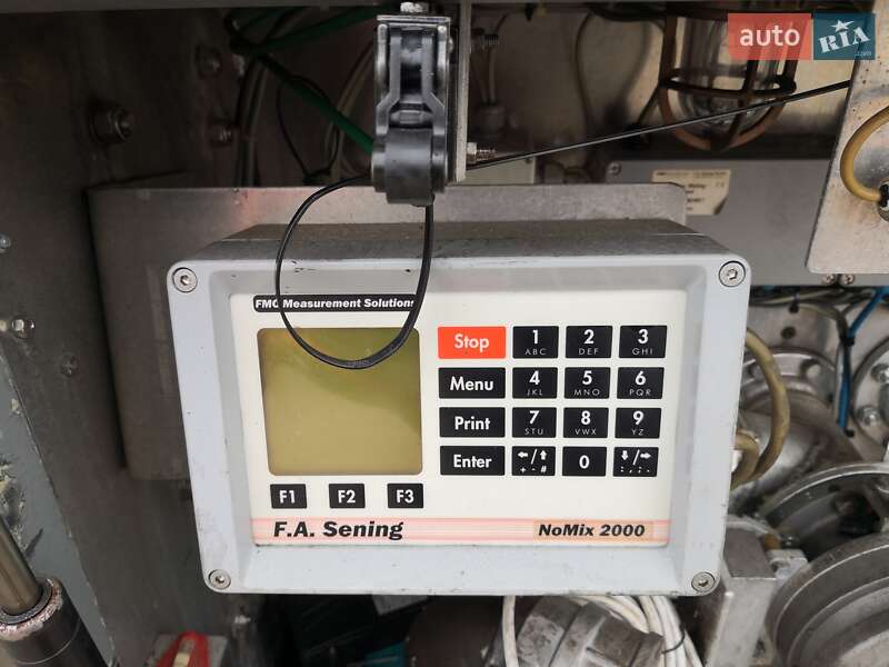 Цистерна полуприцеп Schroder Wiesmoor 2006 в Каменском