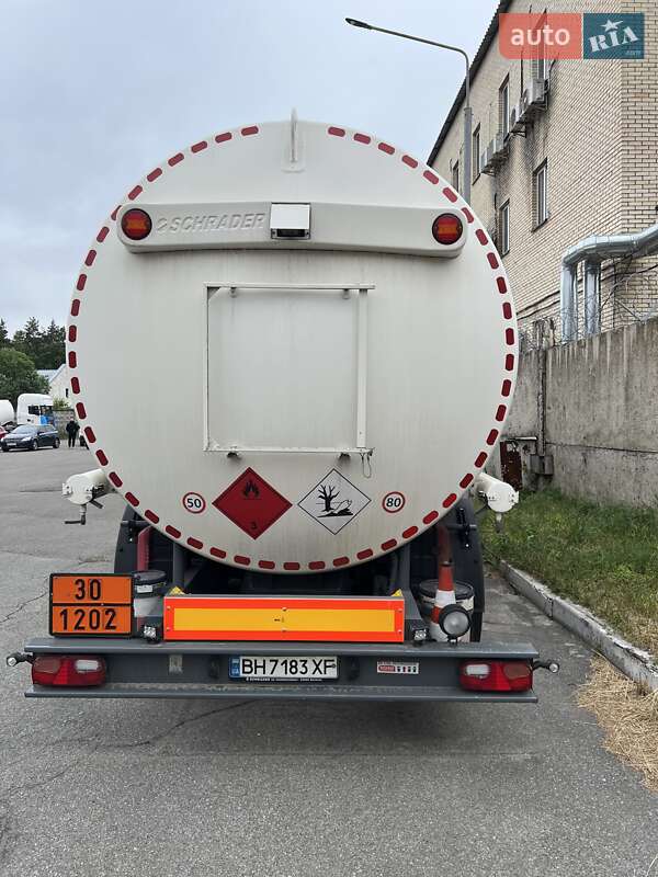 Цистерна Schroder Wiesmoor 2011 в Киеве