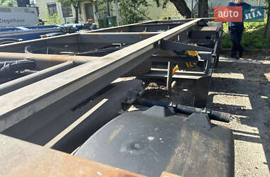 Контейнеровоз Schwarzmuller BDF 2013 в 