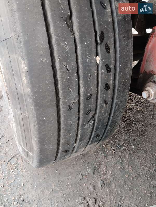 Бортовой полуприцеп Schwarzmuller BPW 2001 в Новоукраинке