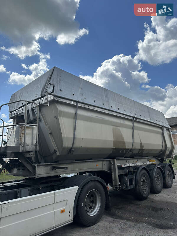 Зерновоз - прицеп Schwarzmuller HKS 2008 в Василькове