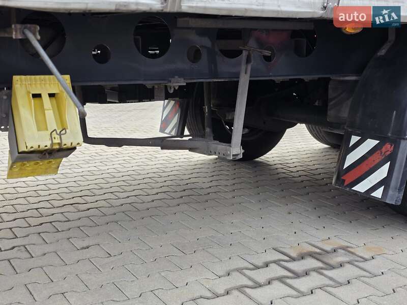 Тентованный борт (штора) - полуприцеп Schwarzmuller J-Serie 2015 в Ровно