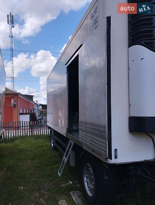 Изотермическая будка Schwarzmuller PA 2008 в Тульчине