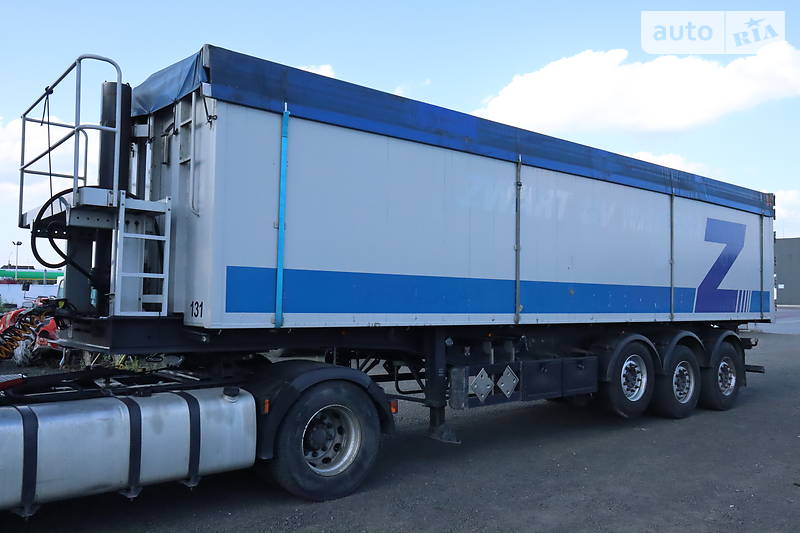 Самоскид напівпричіп Schwarzmuller S1 2006 в Луцьку