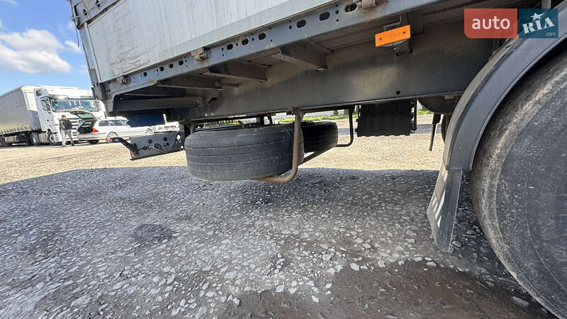 Бортовий напівпричіп Schwarzmuller S1 2013 в Мукачевому фото 5 Бортовий напівпричіп Schwarzmuller S1 2013 в Мукачевому