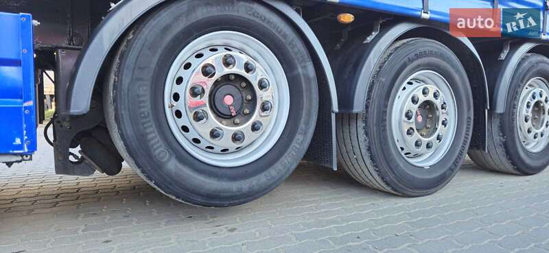 Тентований борт (штора) - напівпричіп Schwarzmuller S1 2017 в Калуші