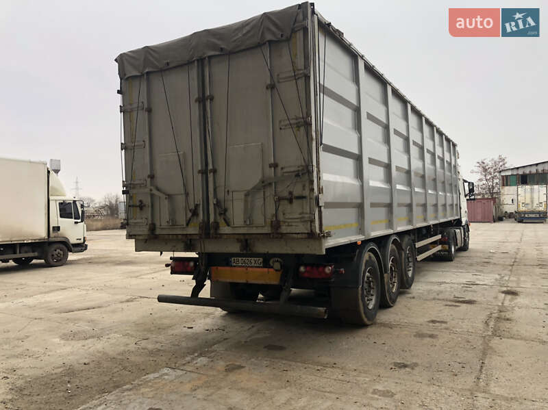 Зерновоз - полуприцеп Schwarzmuller SAF 2001 в Белгороде-Днестровском