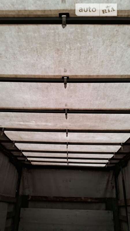 Тентований борт (штора) - напівпричіп Schwarzmuller SAF 2005 в Прилуках