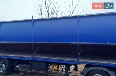 Бортовой полуприцеп Schwarzmuller SPA-3E 2006 в 
