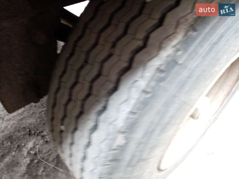 Контейнеровоз Schwarzmuller SPA-3E 1998 в Гайсине