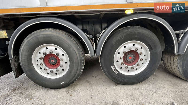 Самосвал полуприцеп Schwarzmuller SPA-3E 2001 в Каменец-Подольском