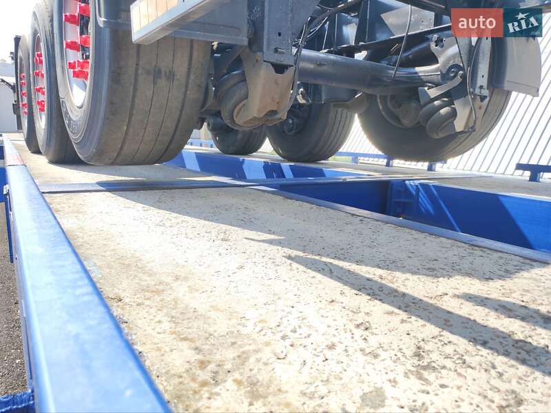 Контейнеровоз напівпричіп Schwarzmuller SPA-3E 2011 в Умані