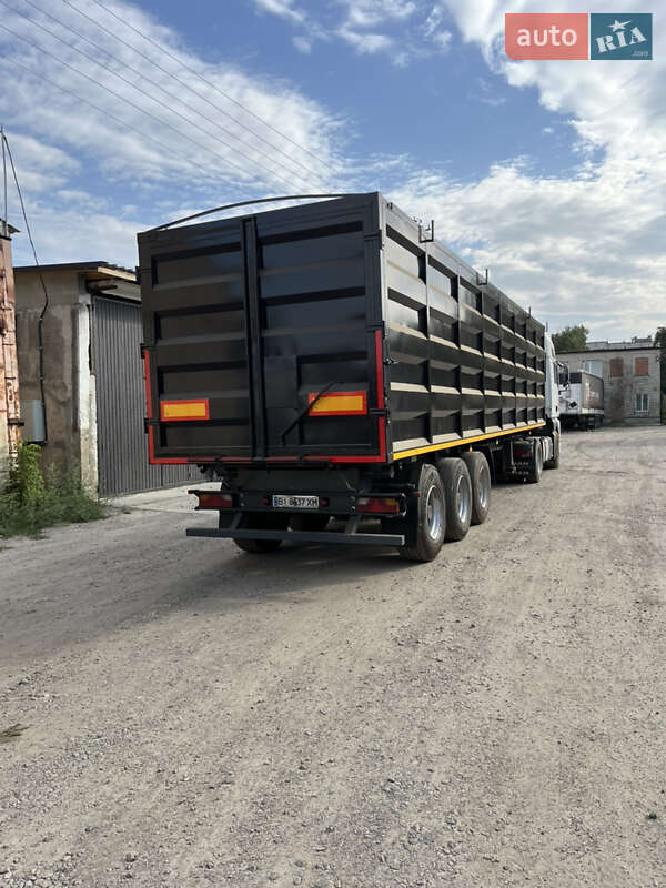Самосвал полуприцеп Schwarzmuller SPA-3E 2024 в Лубнах