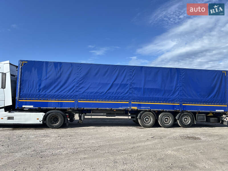 Бортовой полуприцеп Schwarzmuller SPA-3E 2008 в Иршаве