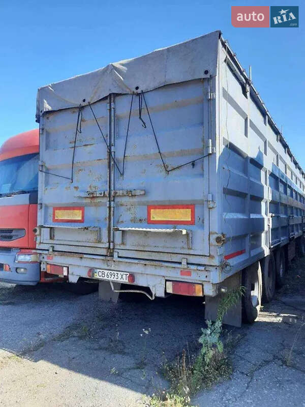 Бортовий напівпричіп Schwarzmuller SPA-3E 2000 в 
