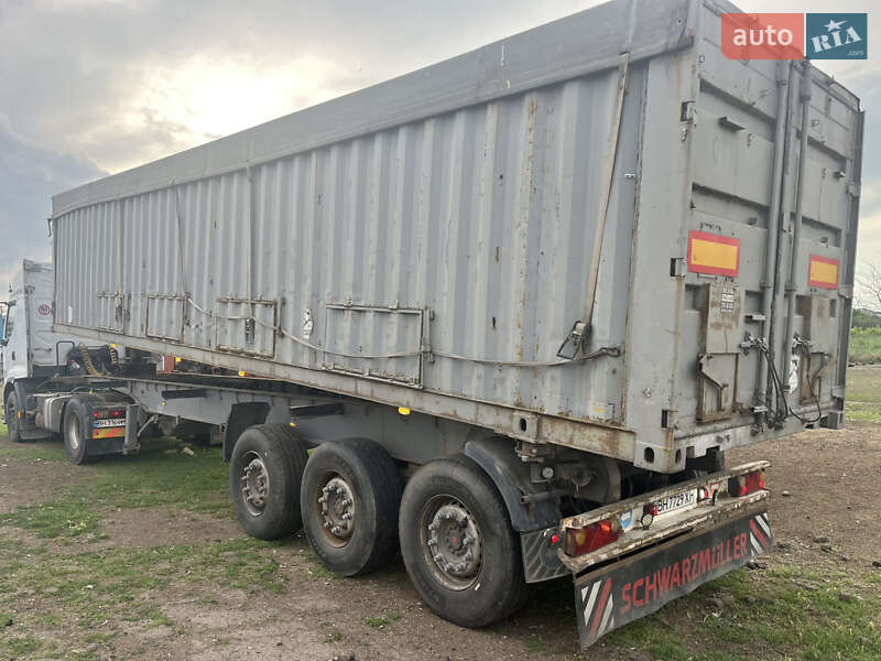 Самоскид напівпричіп Schwarzmuller SPA-3E 2001 в Болграді