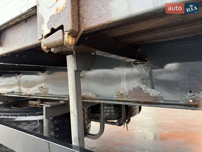 Тентований борт (штора) - прицеп Schwarzmuller SPA-3E 2011 в Львові фото 15 Тентований борт (штора) - прицеп Schwarzmuller SPA-3E 2011 в Львові