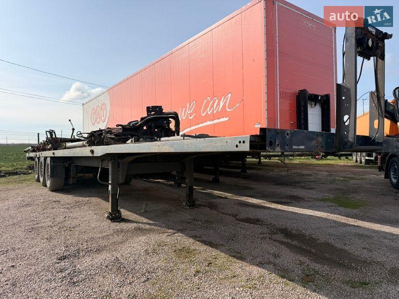 Schwarzmuller SPA-3E 2004