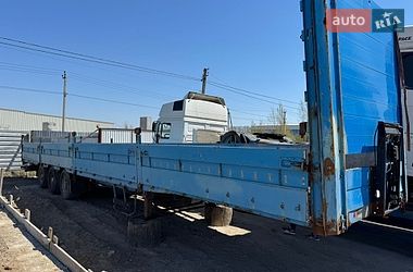 Бортовой полуприцеп Schwarzmuller SPA 2000 в Киеве
