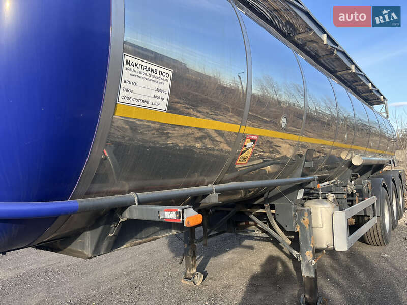 Цистерна полуприцеп Schwarzmuller TS 2001 в Киеве