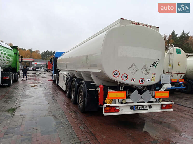 Цистерна полуприцеп Schwarzmuller TSL 2004 в Хмельницком фото Цистерна полуприцеп Schwarzmuller TSL 2004 в Хмельницком