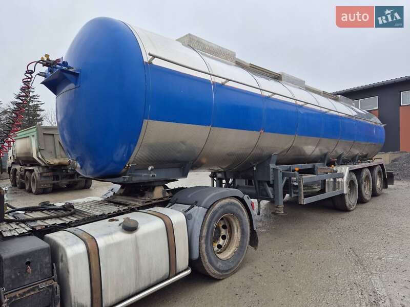 Цистерна напівпричіп Schwingenschlogel DST-30L/V2A 1989 в Вінниці