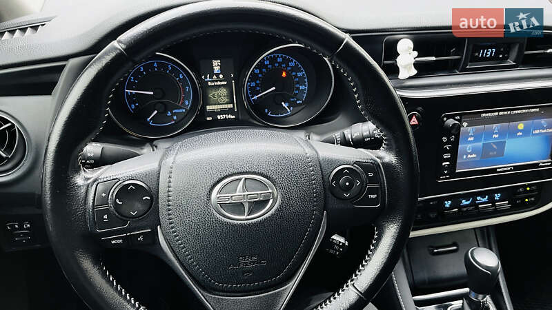 Хетчбек Scion iM 2015 в Кременчуці