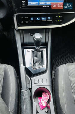 Хэтчбек Scion iM 2015 в 