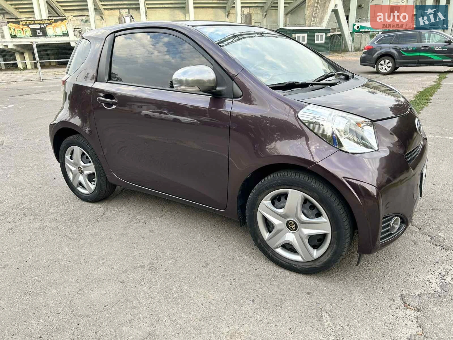 2013 Scion iQ - мініатюра 2