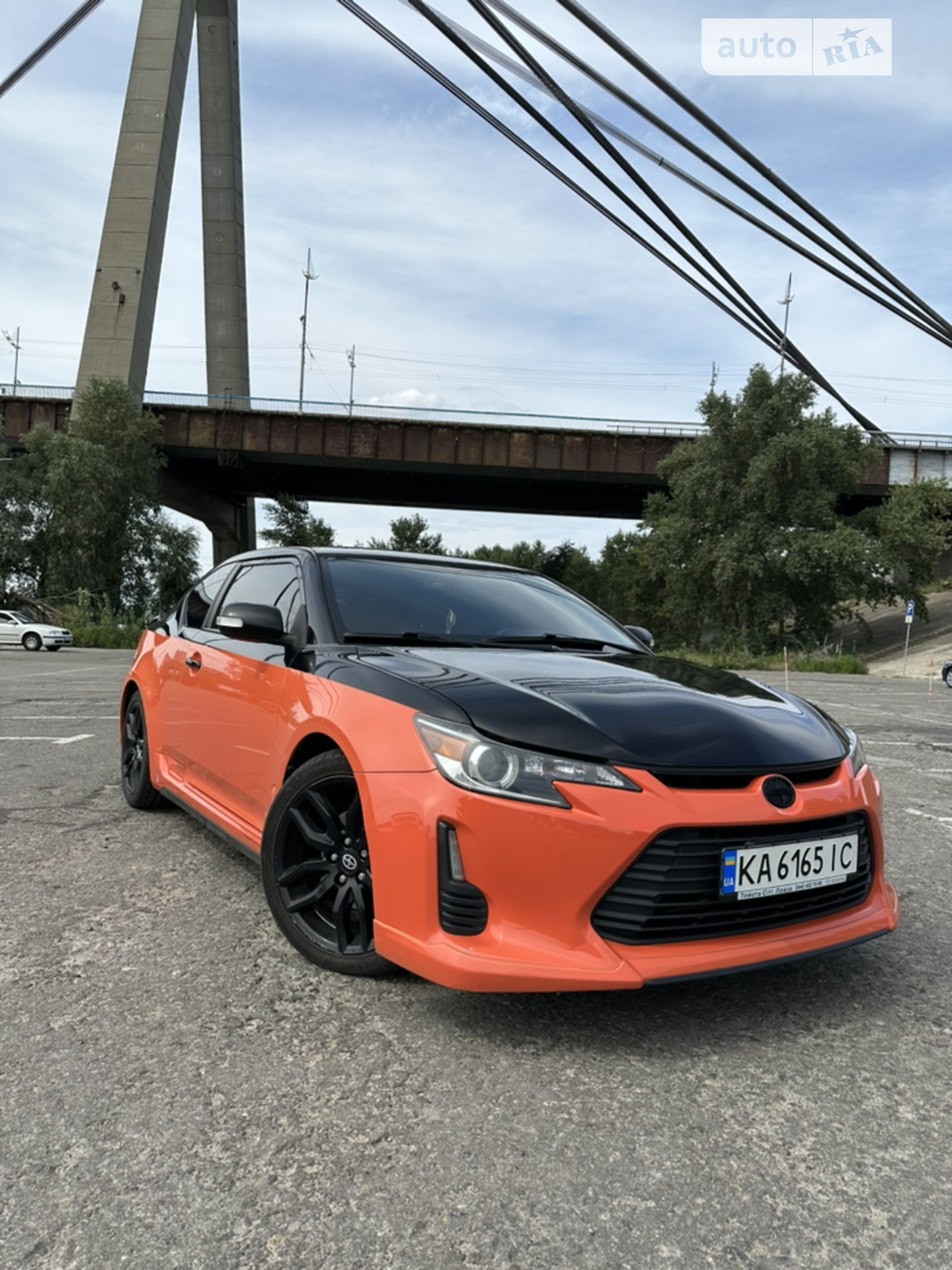 2014 Scion tC - мініатюра 2