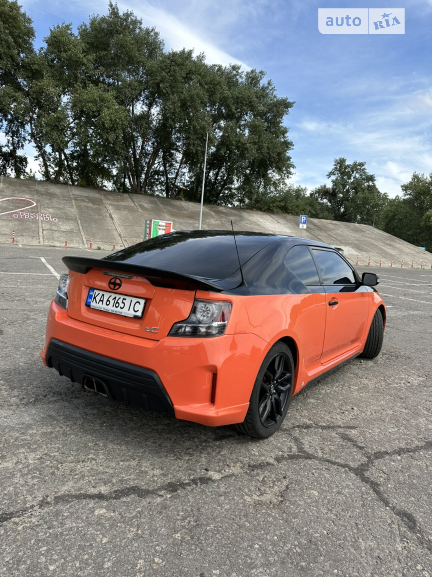 2014 Scion tC - мініатюра 7