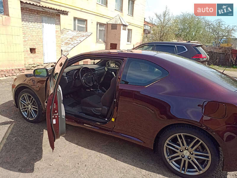 Купе Scion tC 2013 в Городище