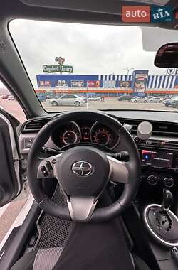 Купе Scion tC 2013 в Запоріжжі