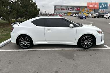 Купе Scion tC 2013 в Запоріжжі