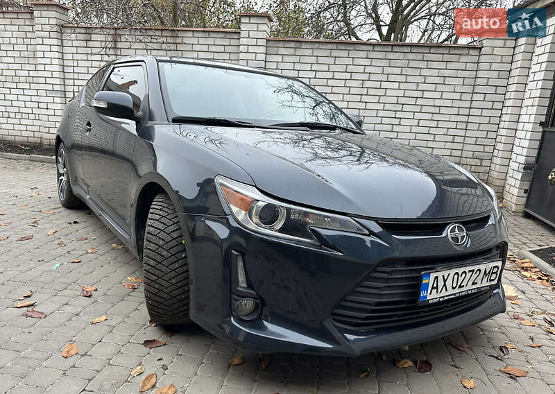 Купе Scion tC 2015 в Харкові
