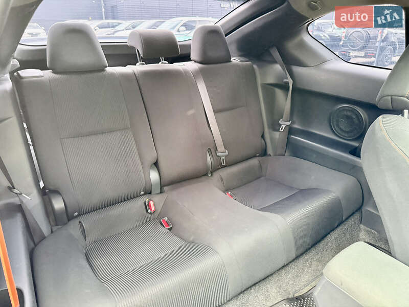 Купе Scion tC 2014 в Киеве