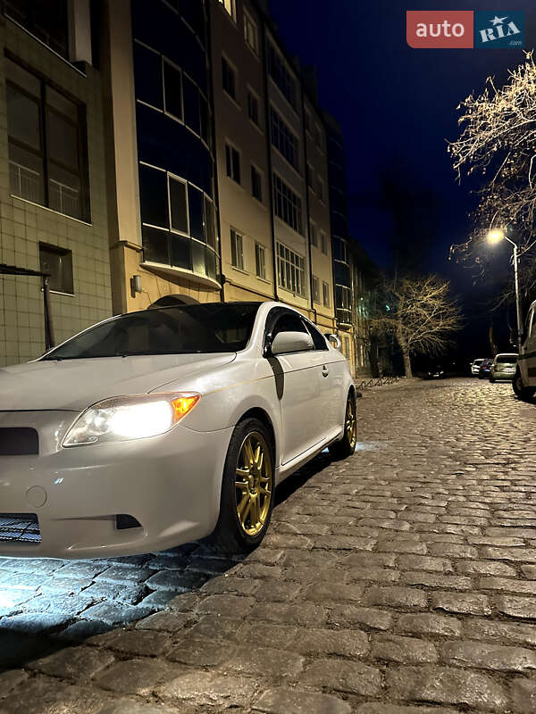 Scion tC 2007