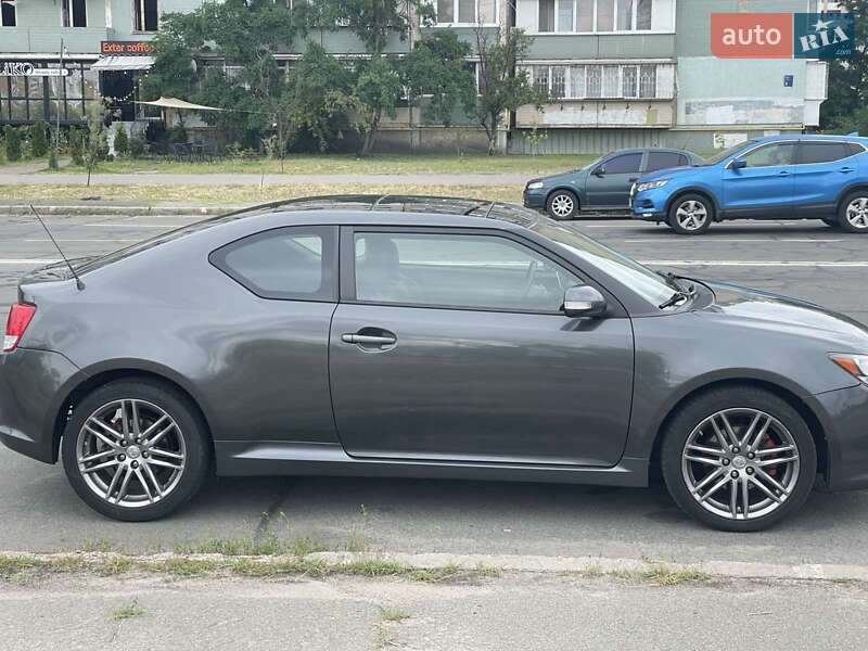 Купе Scion tC 2011 в Києві