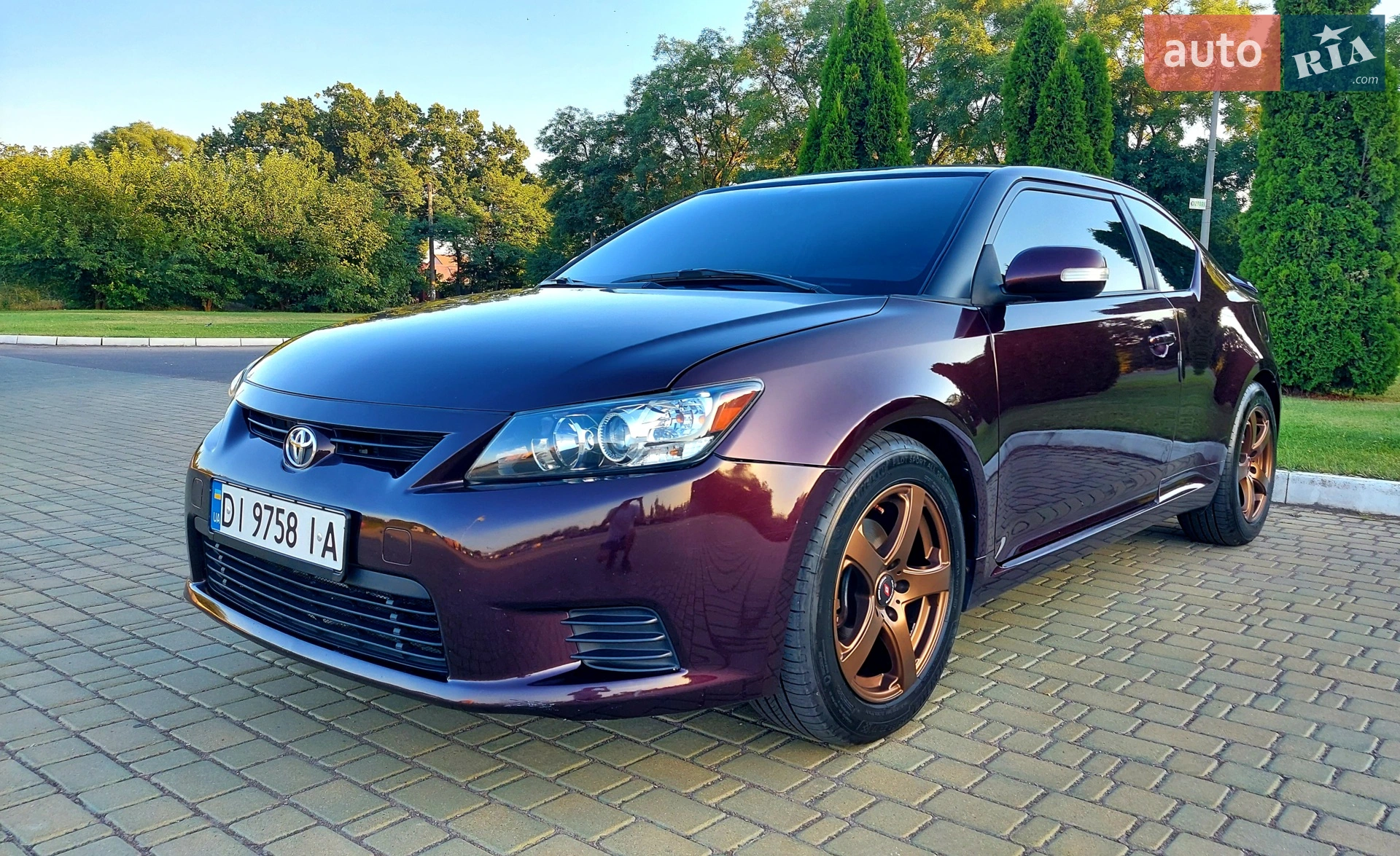 2011 Scion tC - мініатюра 35