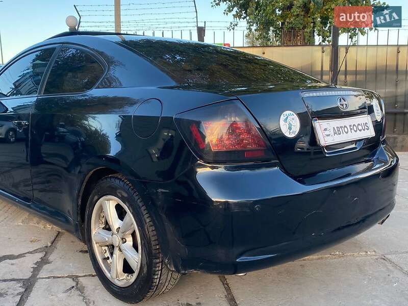 Купе Scion tC 2005 в Киеве