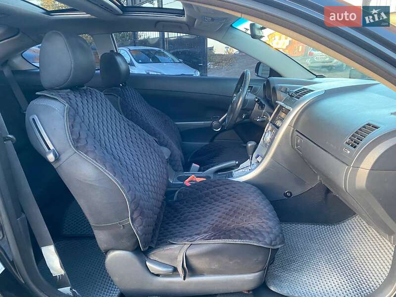 Купе Scion tC 2005 в Киеве