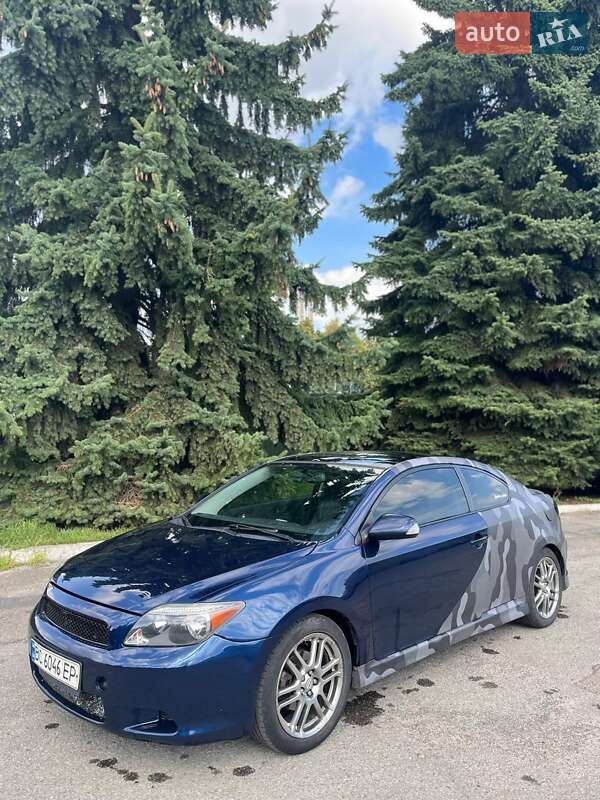 Купе Scion tC 2004 в Львові