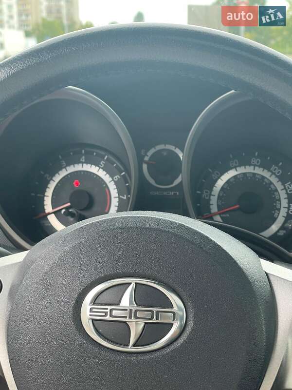 Купе Scion tC 2011 в Киеве