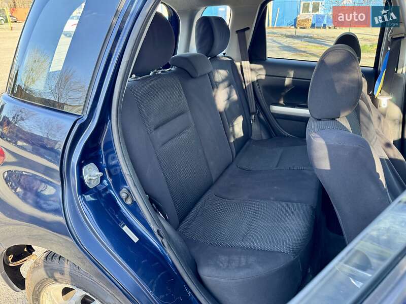 Хэтчбек Scion xA 2004 в Киеве