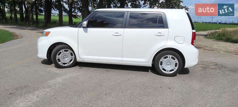 Седан Scion xB 2013 в Киеве фото 18 Седан Scion xB 2013 в Киеве