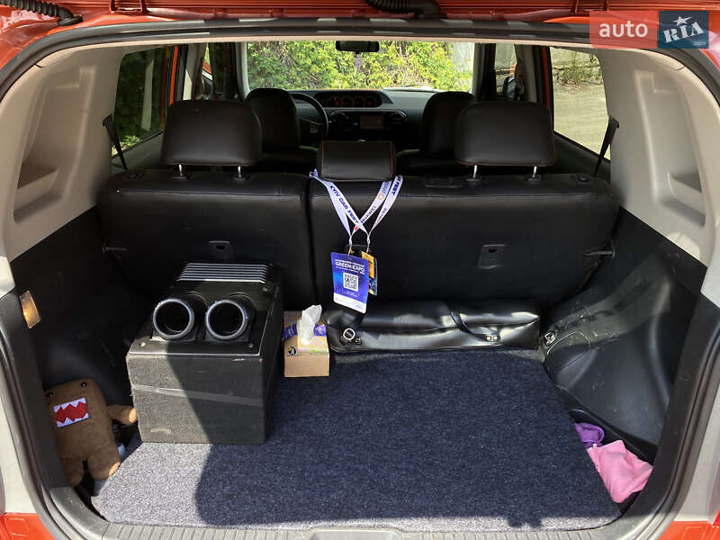 Хэтчбек Scion xB 2011 в Киеве