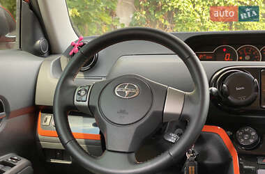 Хетчбек Scion xB 2011 в 