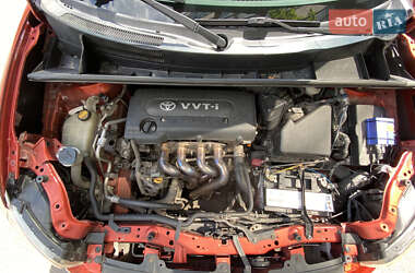 Хетчбек Scion xB 2011 в 